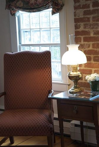 The Griswold Inn Essex エクステリア 写真